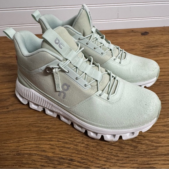 ON Women's Cloud Hi Running Sneaker Shoes, Mineral Size W6.5 - Picture 2 of 11